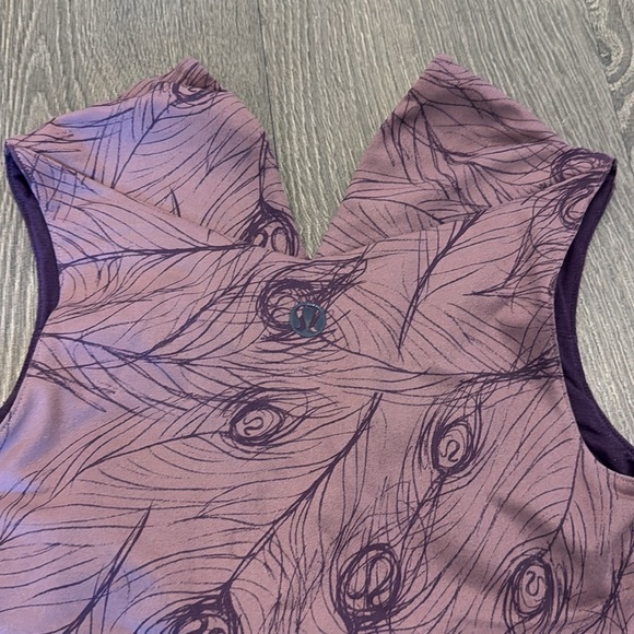 vintage lululemon tank - Picture 2 of 2